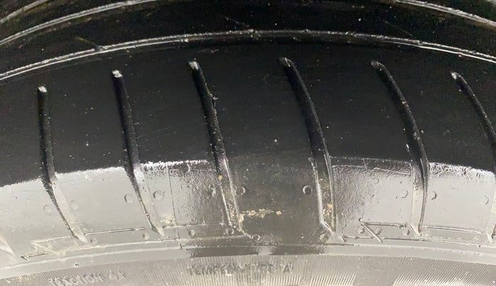 2018 Tata NEXON XZ PLUS DIESEL, Diesel, Manual, 1,27,851 km, Left Front Tyre Tread