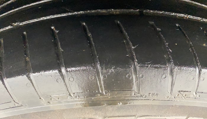 2018 Tata NEXON XZ PLUS DIESEL, Diesel, Manual, 1,27,851 km, Right Rear Tyre Tread