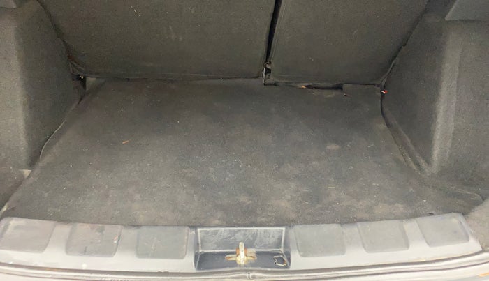 2018 Tata NEXON XZ PLUS DIESEL, Diesel, Manual, 1,27,851 km, Boot Inside