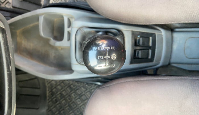 2015 Maruti Alto 800 VXI, Petrol, Manual, 89,234 km, Gear Lever