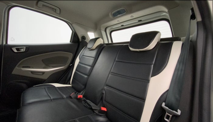 2016 Ford Ecosport TITANIUM 1.5L DIESEL, Diesel, Manual, 84,459 km, Right Side Rear Door Cabin
