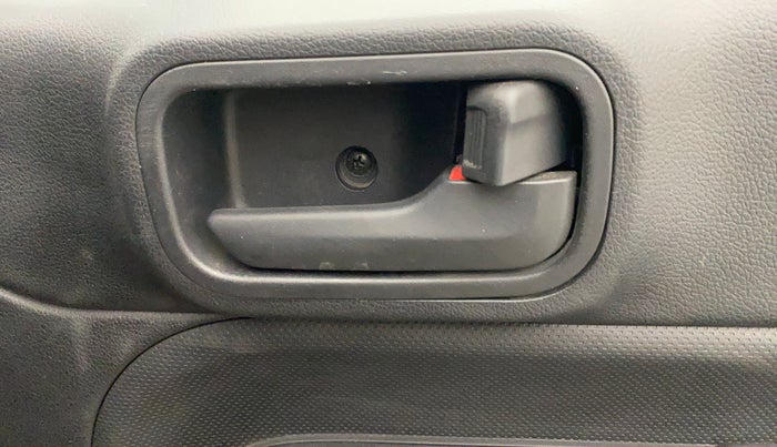 2021 Mahindra Thar LX HT PETROL 4WD MT, Petrol, Manual, 43,340 km, Driver Side Door Panels Control