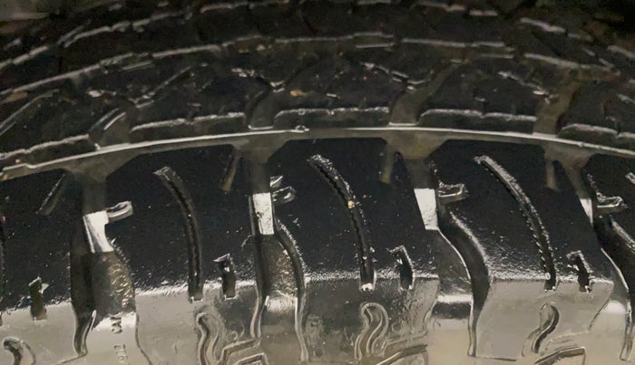 2021 Mahindra Thar LX HT PETROL 4WD MT, Petrol, Manual, 43,340 km, Right Rear Tyre Tread