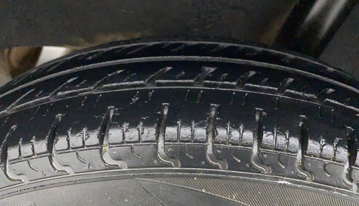 2018 Datsun Redi Go T (O), Petrol, Manual, 31,913 km, Left Rear Tyre Tread