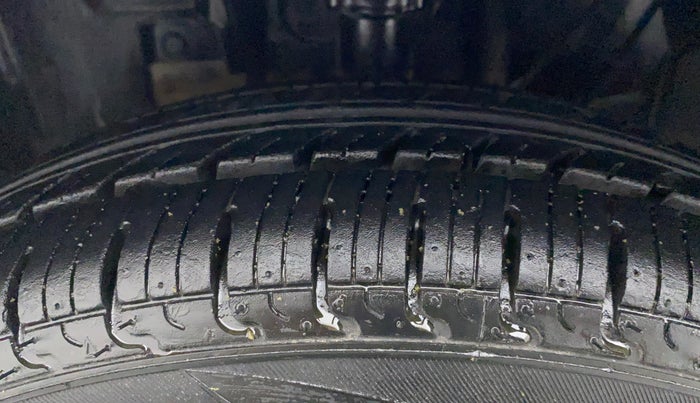 2018 Datsun Redi Go T (O), Petrol, Manual, 31,913 km, Left Front Tyre Tread