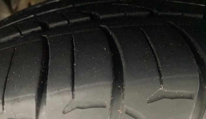 2019 Ford FREESTYLE TITANIUM 1.2 PETROL, Petrol, Manual, 57,156 km, Left Front Tyre Tread