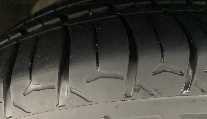 2019 Ford FREESTYLE TITANIUM 1.2 PETROL, Petrol, Manual, 57,156 km, Right Front Tyre Tread
