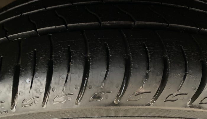 2018 Ford Ecosport TITANIUM 1.5L PETROL, Petrol, Manual, 91,503 km, Right Front Tyre Tread