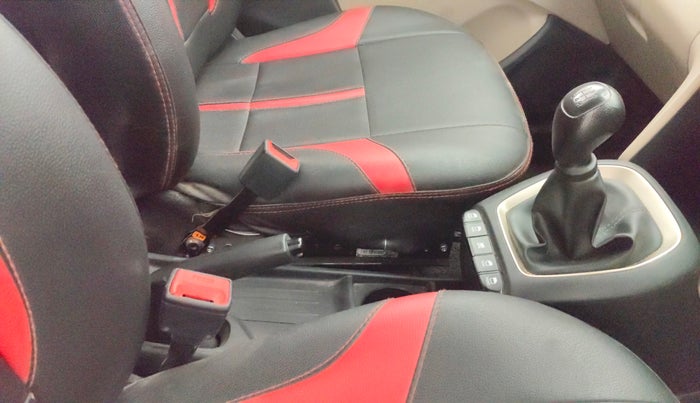 2019 Hyundai NEW SANTRO SPORTZ MT, Petrol, Manual, 48,923 km, Gear Lever