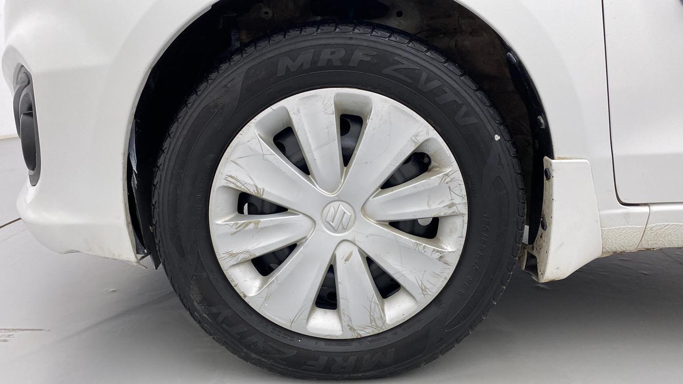 2017 Maruti Ertiga VDI SHVS, Diesel, Manual, 53,539 km, Left Front Wheel