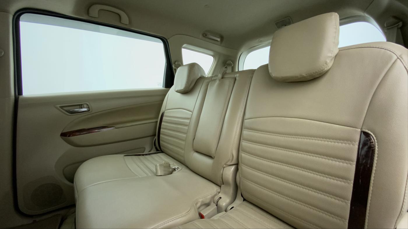 2017 Maruti Ertiga VDI SHVS, Diesel, Manual, 53,539 km, Right Side Rear Door Cabin