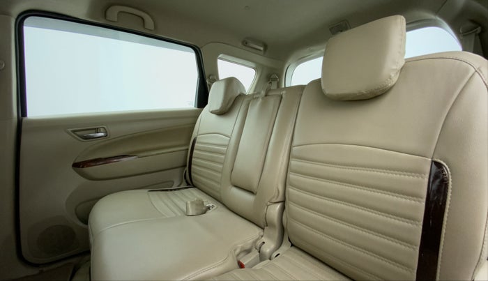 2017 Maruti Ertiga VDI SHVS, Diesel, Manual, 53,539 km, Right Side Rear Door Cabin
