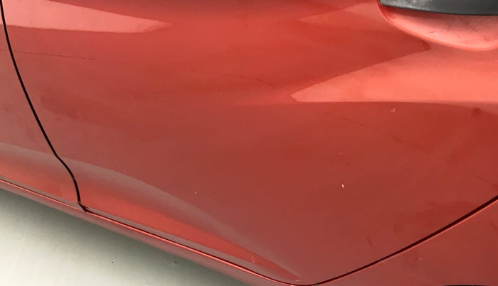 2013 Hyundai Eon MAGNA +, Petrol, Manual, 1,00,432 km, Rear left door - Minor scratches