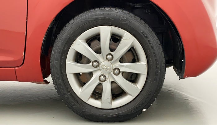 2013 Hyundai Eon MAGNA +, Petrol, Manual, 1,00,432 km, Right Front Wheel