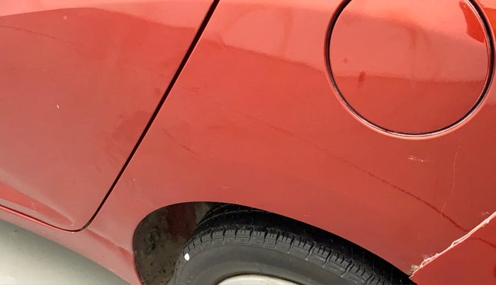 2013 Hyundai Eon MAGNA +, Petrol, Manual, 1,00,432 km, Left quarter panel - Minor scratches