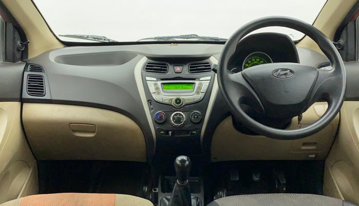 2013 Hyundai Eon MAGNA +, Petrol, Manual, 1,00,432 km, Dashboard
