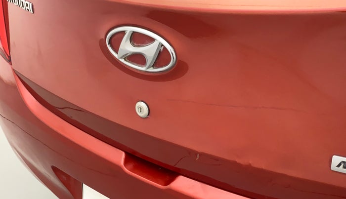 2013 Hyundai Eon MAGNA +, Petrol, Manual, 1,00,432 km, Dicky (Boot door) - Minor scratches