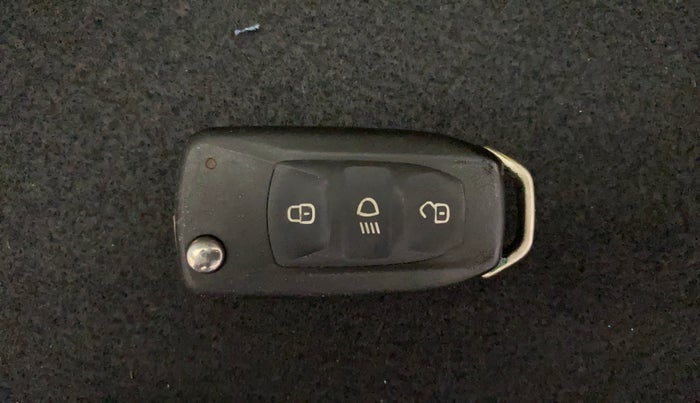 2019 Tata Tiago XZ PLUS PETROL, Petrol, Manual, 56,667 km, Key Close Up