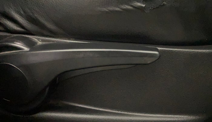 2019 Tata Tiago XZ PLUS PETROL, Petrol, Manual, 56,667 km, Driver Side Adjustment Panel