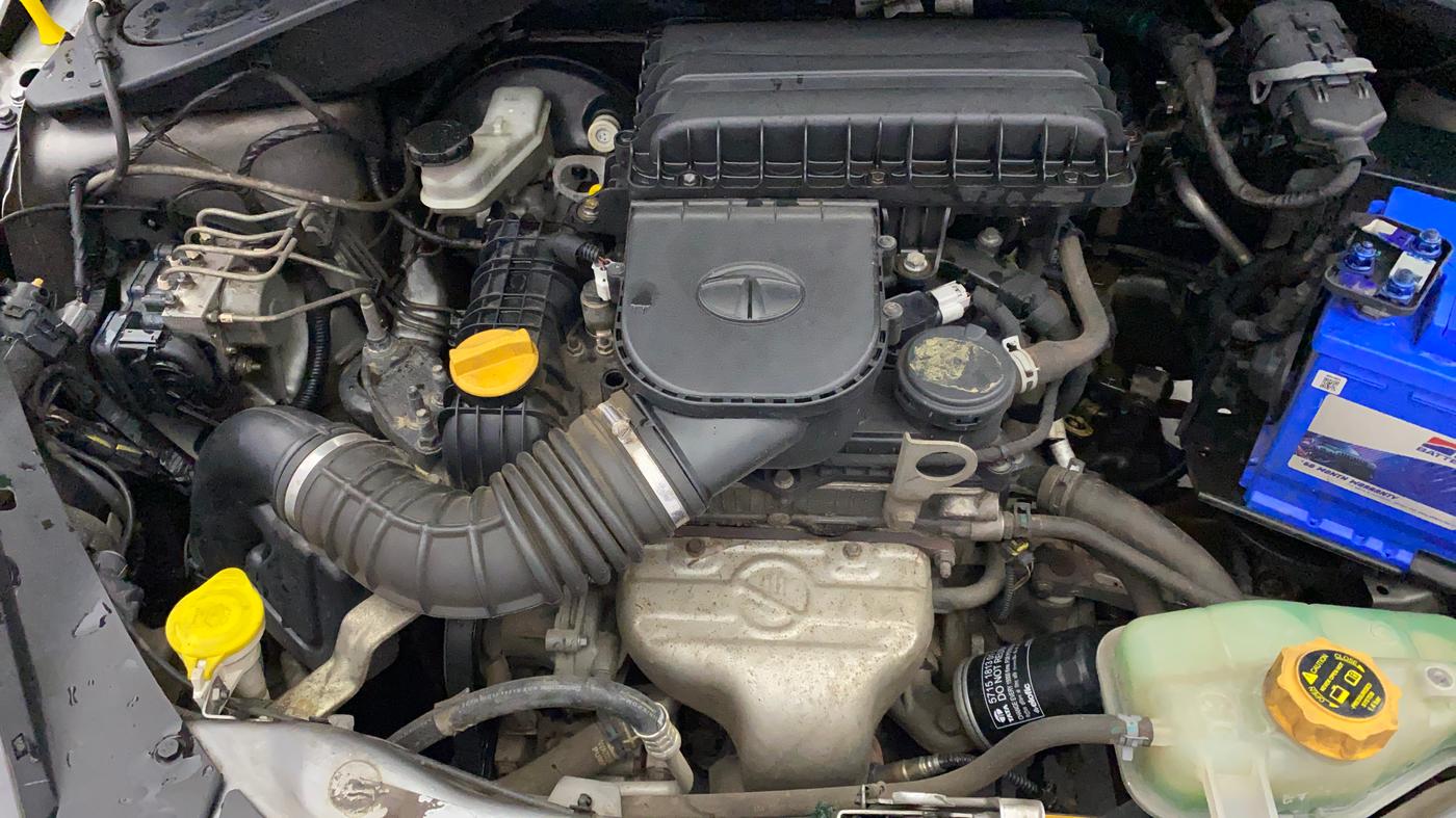 2019 Tata Tiago XZ PLUS PETROL, Petrol, Manual, 57,631 km, Engine View - Right