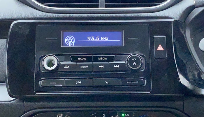 2019 Honda Amaze 1.2L I-VTEC S, Petrol, Manual, 30,257 km, Infotainment system - Button has minor damage