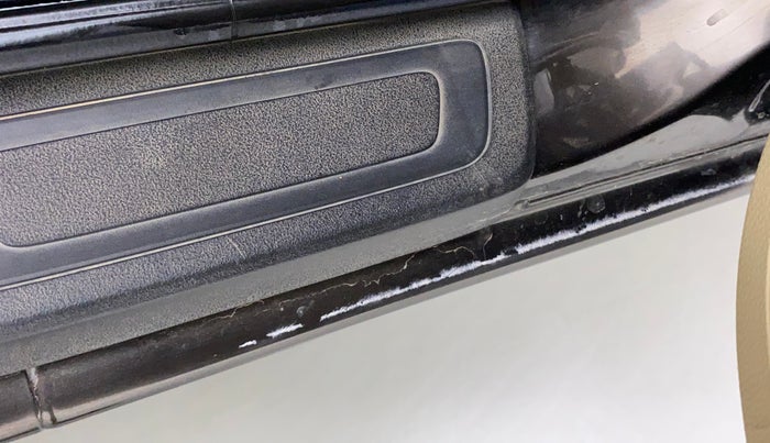 2019 Honda Amaze 1.2L I-VTEC S, Petrol, Manual, 30,257 km, Right running board - Paint has minor damage