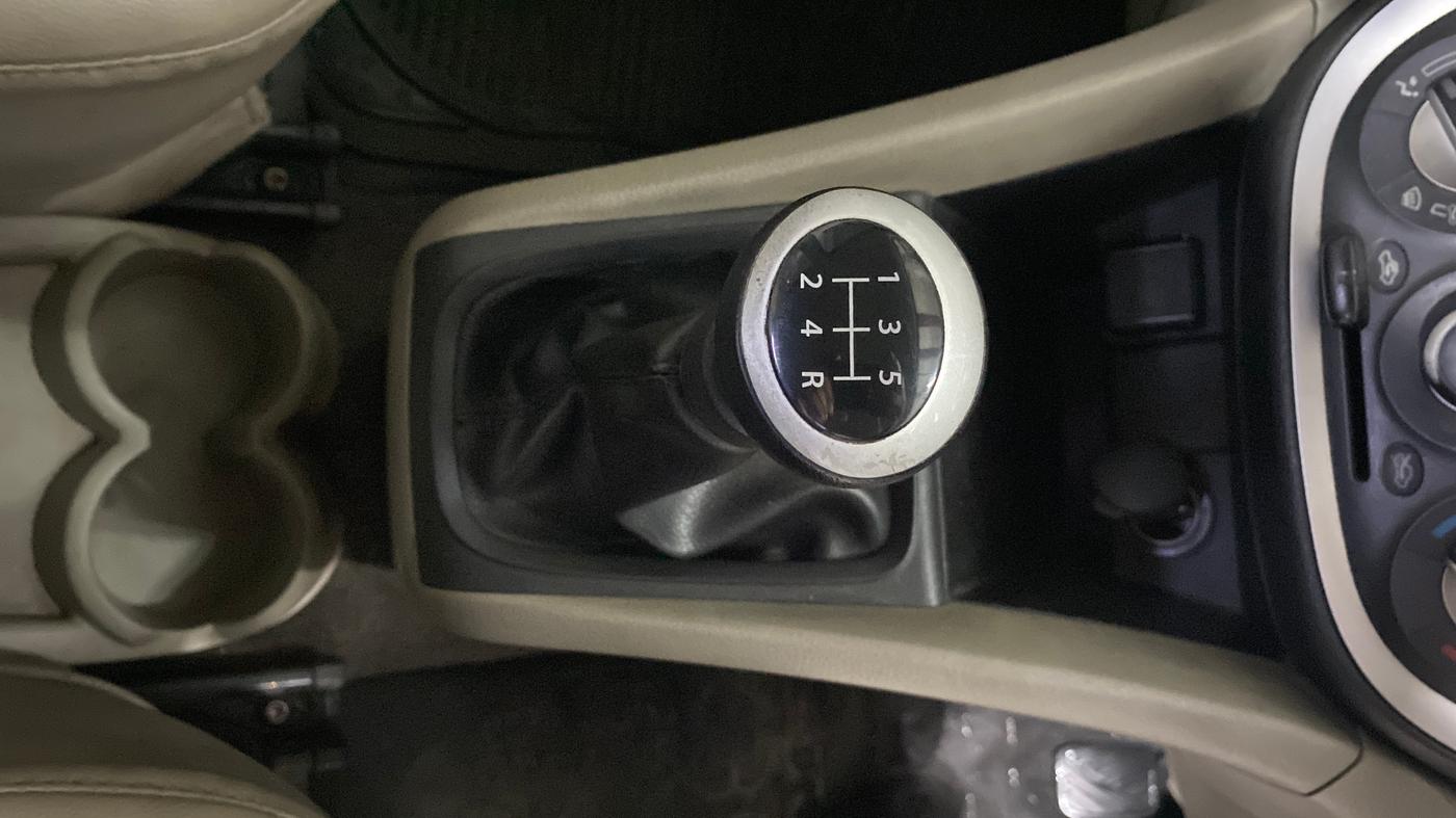 2014 Maruti Celerio ZXI, Petrol, Manual, 47,973 km, Gear Lever