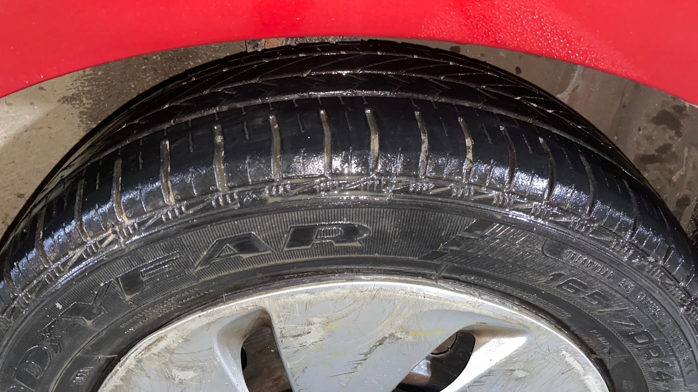 2014 Maruti Celerio ZXI, Petrol, Manual, 47,973 km, Right Front Tyre Tread