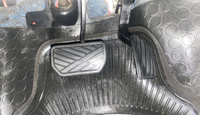 2015 Maruti Celerio VXI AMT, Petrol, Automatic, 54,548 km, Pedals