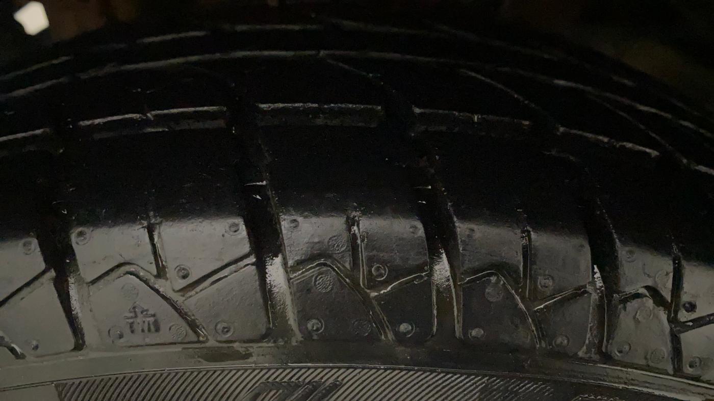 2015 Maruti Alto K10 VXI AMT, Petrol, Automatic, 50,280 km, Left Front Tyre Tread