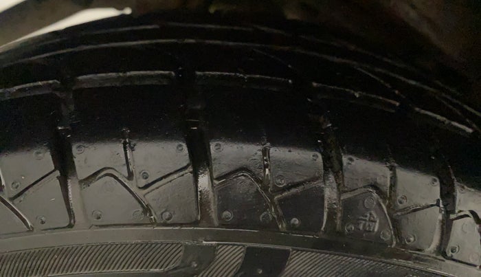 2015 Maruti Alto K10 VXI AMT, Petrol, Automatic, 50,280 km, Right Rear Tyre Tread