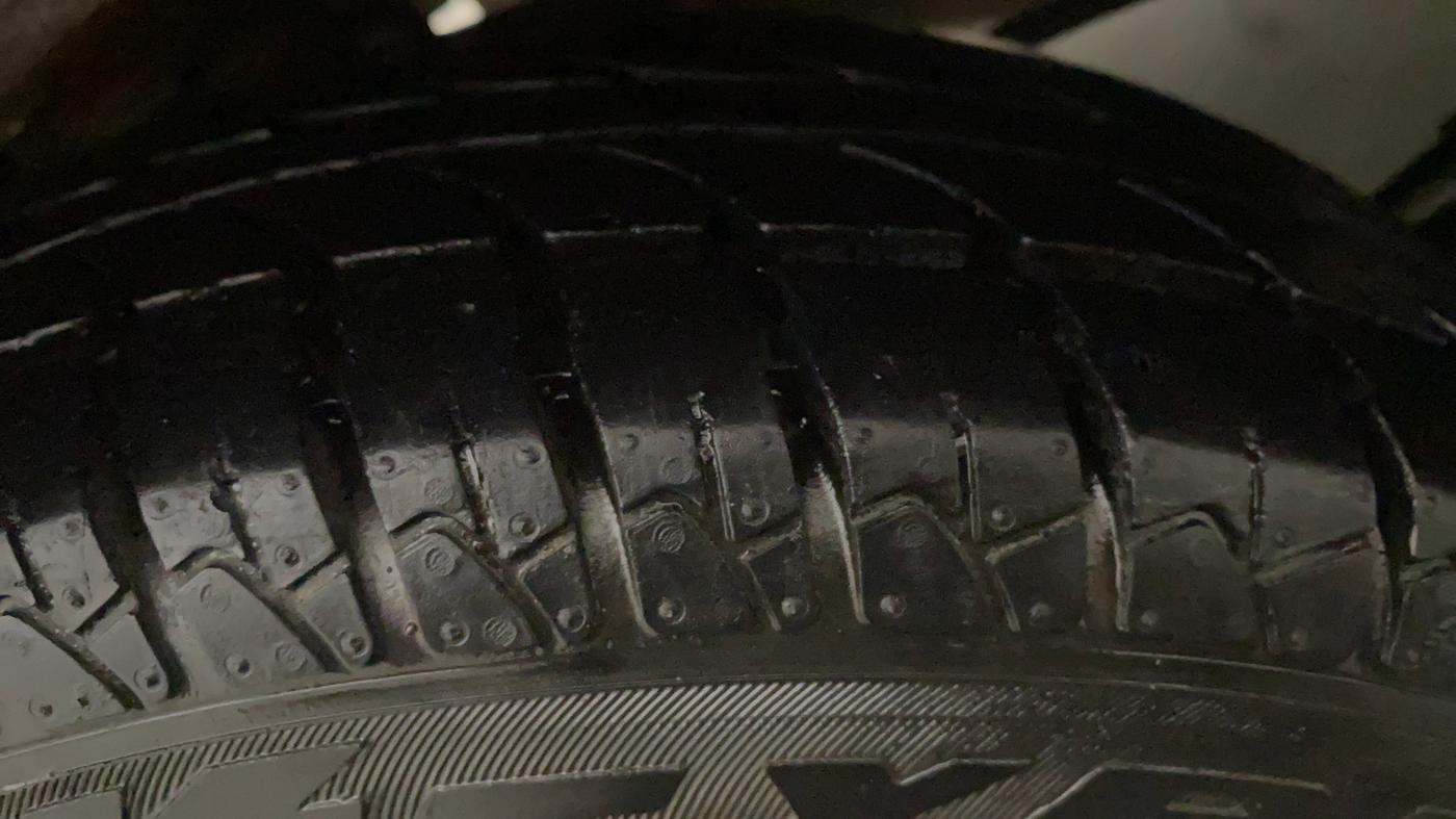 2015 Maruti Alto K10 VXI AMT, Petrol, Automatic, 50,280 km, Left Rear Tyre Tread