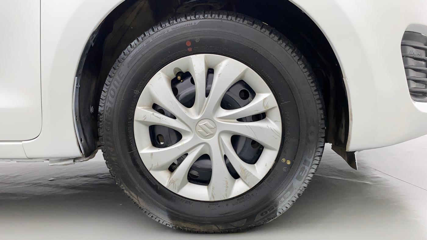2019 Maruti Swift VXI, Petrol, Manual, 37,400 km, Right Front Wheel
