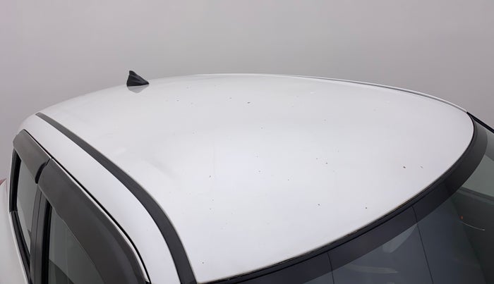 2019 Maruti Swift VXI, Petrol, Manual, 37,400 km, Roof - Slightly dented