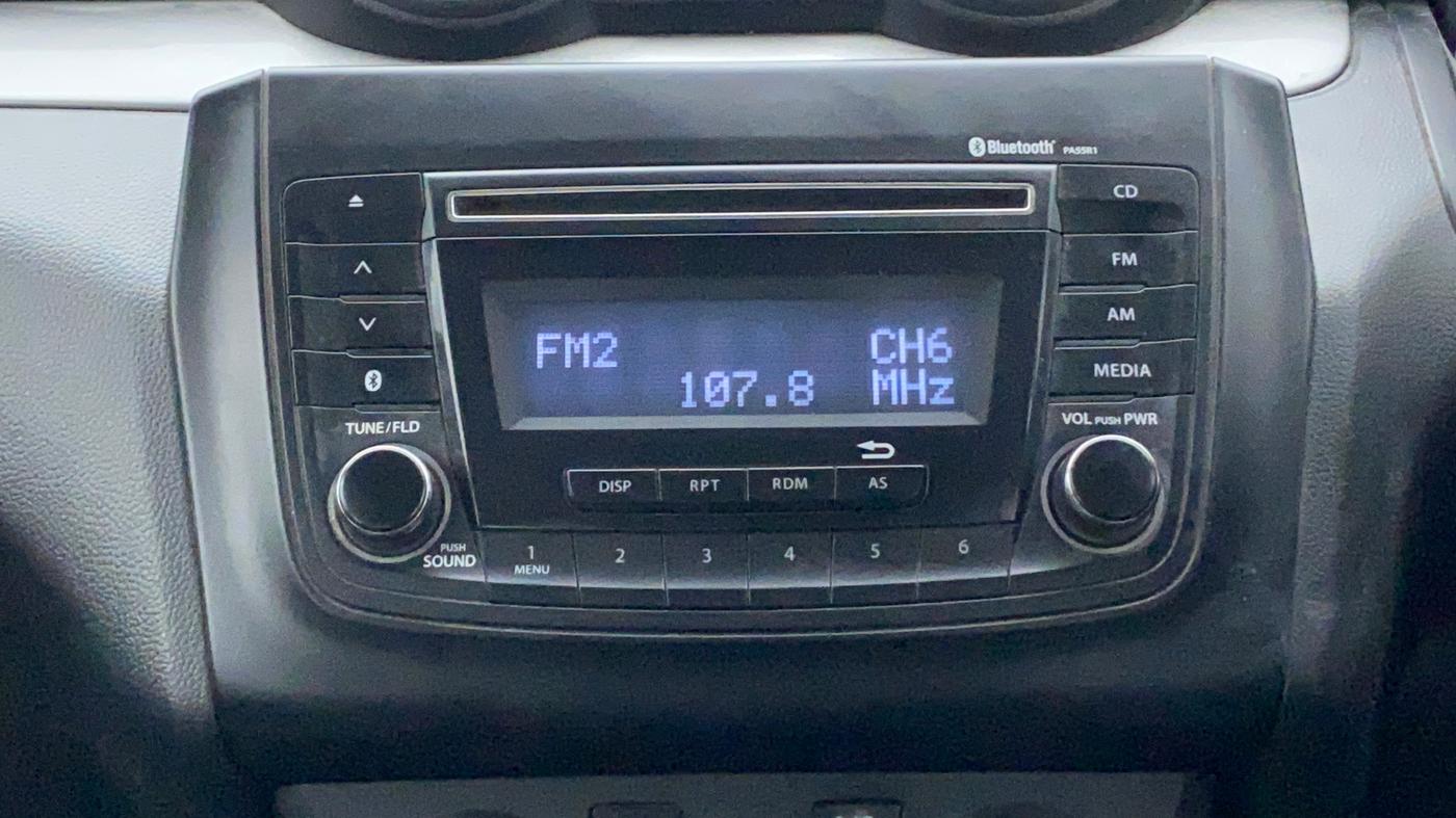 2019 Maruti Swift VXI, Petrol, Manual, 37,400 km, Infotainment System