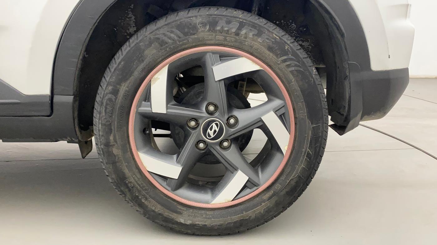 2019 Hyundai VENUE SX 1.0 (O) TURBO, Petrol, Manual, 34,777 km, Left Rear Wheel