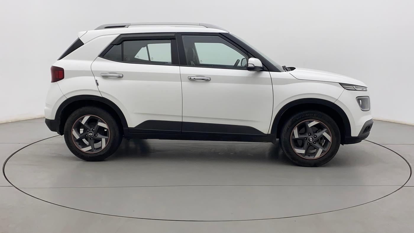 2019 Hyundai VENUE SX 1.0 (O) TURBO, Petrol, Manual, 34,777 km, Right Side View