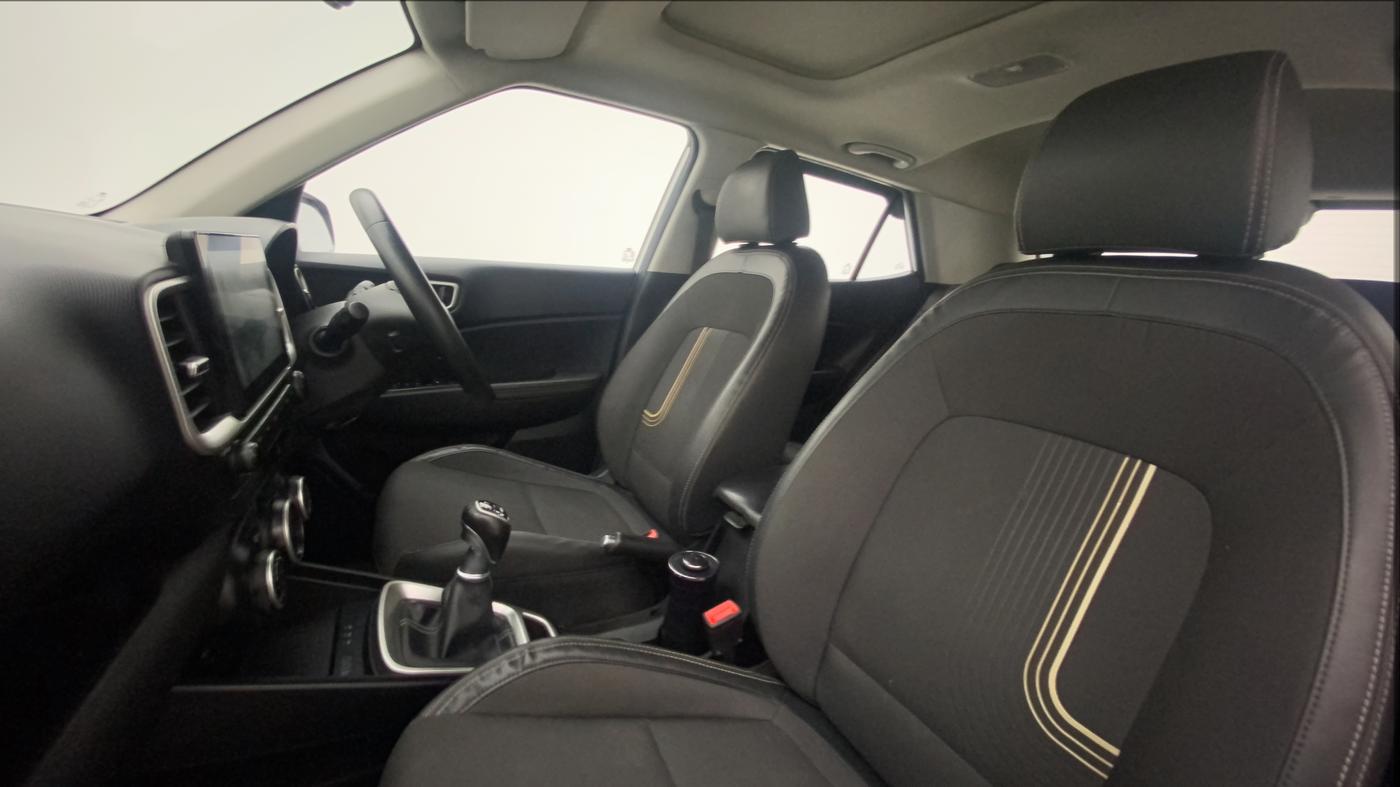 2019 Hyundai VENUE SX 1.0 (O) TURBO, Petrol, Manual, 34,777 km, Right Side Front Door Cabin