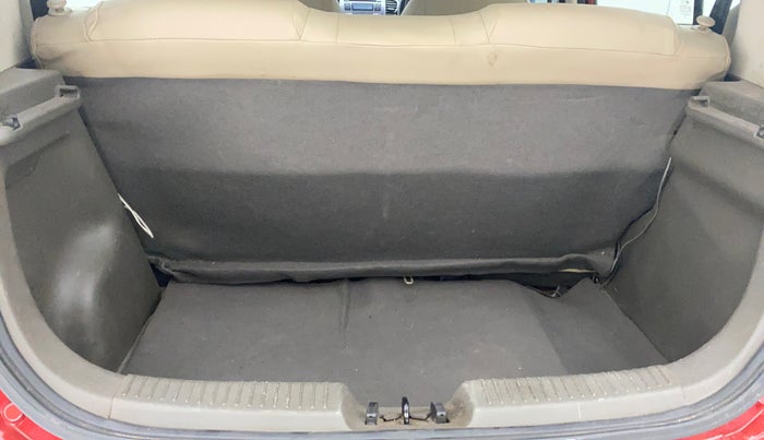 2012 Hyundai i10 MAGNA 1.2, Petrol, Manual, 62,993 km, Boot Inside