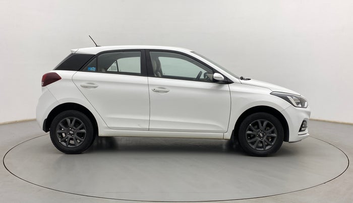 2020 Hyundai Elite i20 SPORTZ PLUS 1.2, Petrol, Manual, 53,876 km, Right Side View