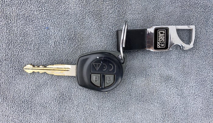 2019 Maruti Baleno DELTA PETROL 1.2, Petrol, Manual, 61,195 km, Key Close Up