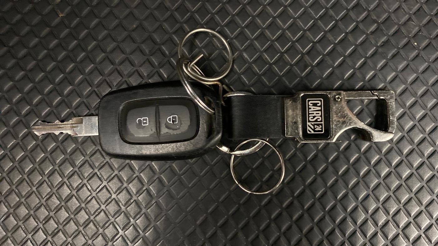 2017 Renault Duster RXZ 85 PS DIESEL, Diesel, Manual, 49,076 km, Key Close Up