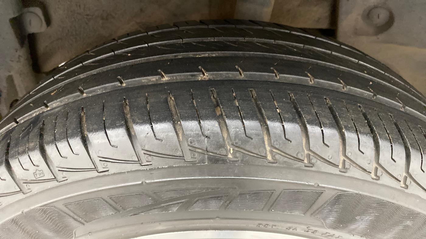 2017 Renault Duster RXZ 85 PS DIESEL, Diesel, Manual, 49,076 km, Left Rear Tyre Tread