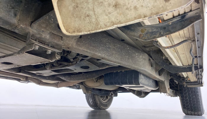 2014 Mahindra Scorpio VLX AIRBAG AT BS IV, Diesel, Automatic, 43,538 km, Right Side Underbody
