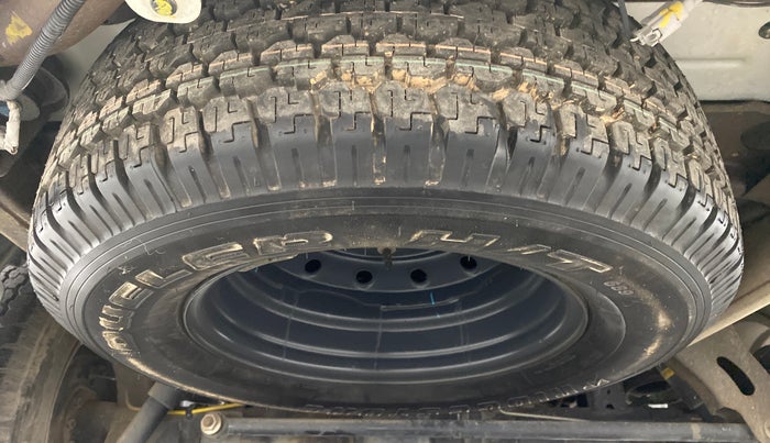 2014 Mahindra Scorpio VLX AIRBAG AT BS IV, Diesel, Automatic, 43,538 km, Spare Tyre
