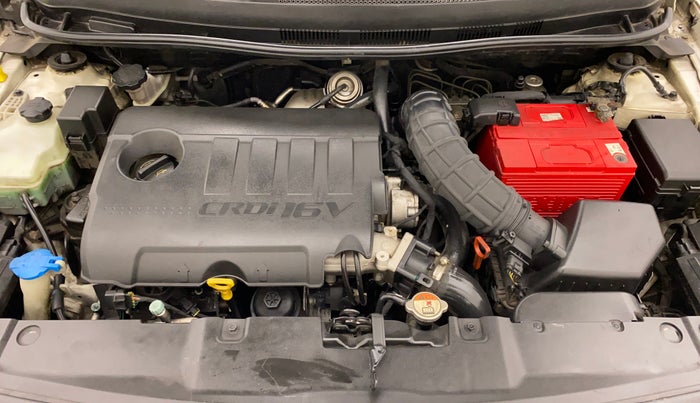 2014 Hyundai Verna FLUIDIC 1.6 CRDI SX AT, Diesel, Automatic, 70,416 km, Open Bonet
