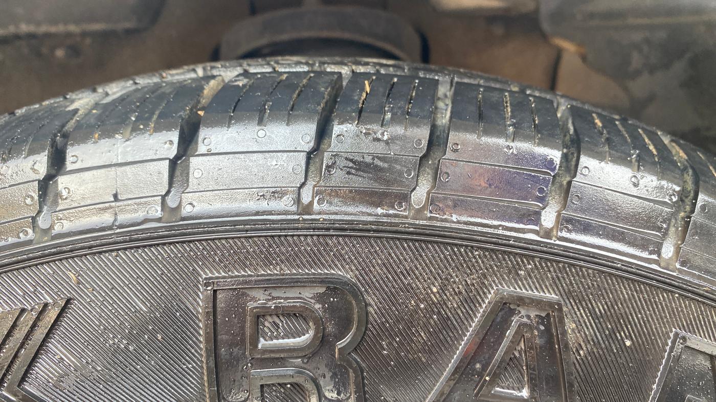 2018 Mahindra Scorpio S3, Diesel, Manual, 55,855 km, Left Front Tyre Tread