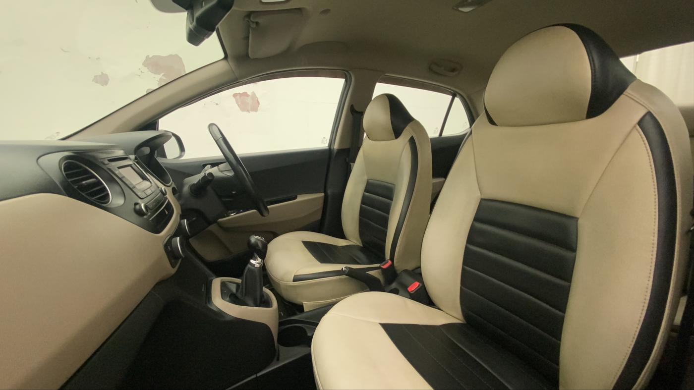 2014 Hyundai Xcent SX 1.2 (O), Petrol, Manual, 51,116 km, Right Side Front Door Cabin