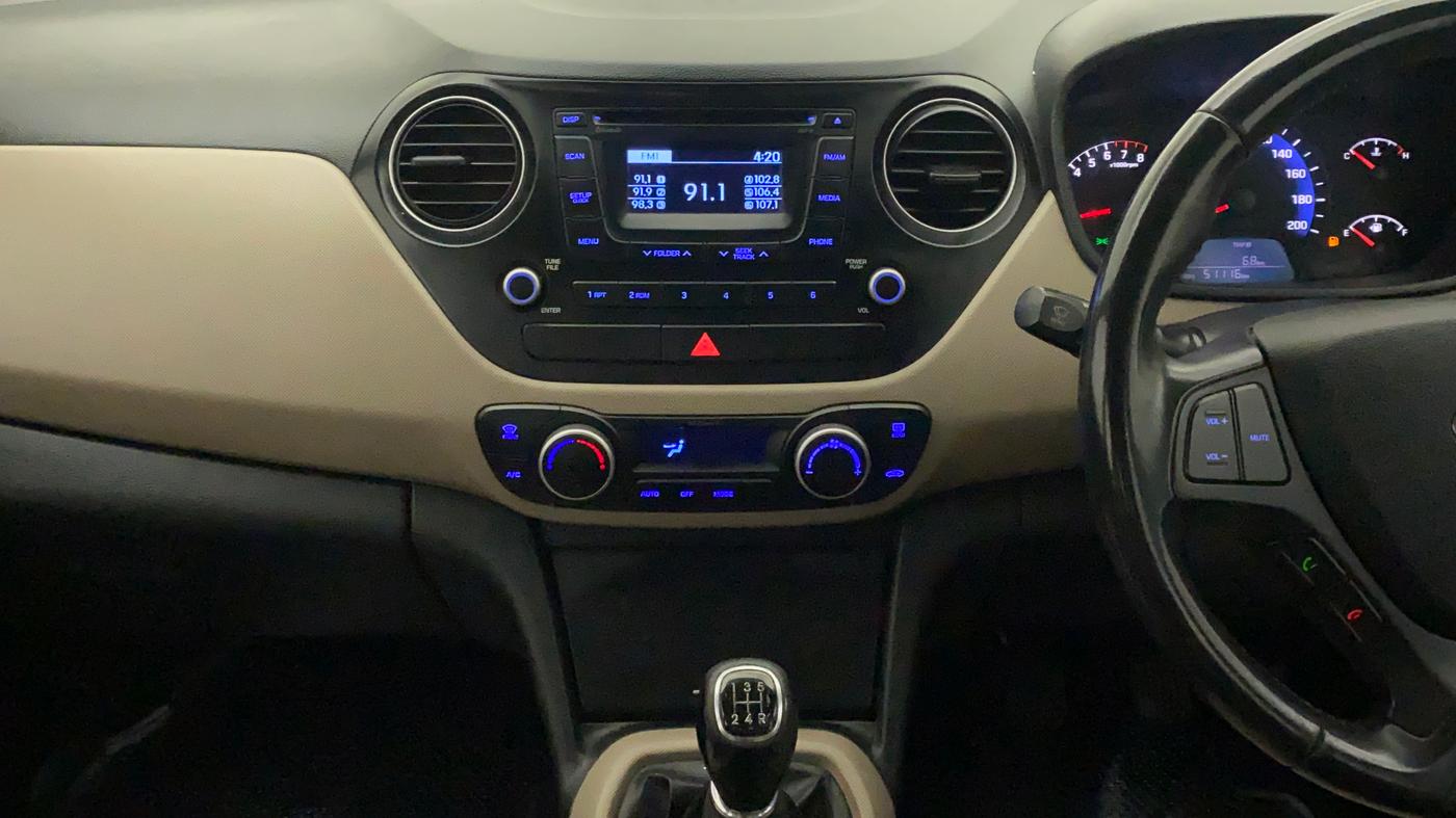 2014 Hyundai Xcent SX 1.2 (O), Petrol, Manual, 51,116 km, Air Conditioner