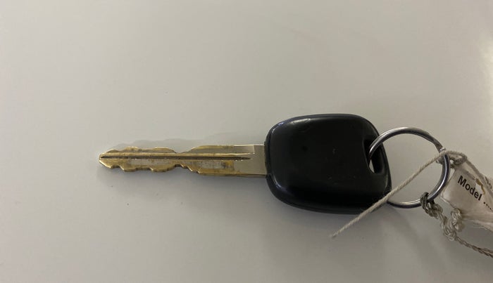2018 Maruti Wagon R 1.0 LXI CNG, CNG, Manual, 82,951 km, Key Close Up